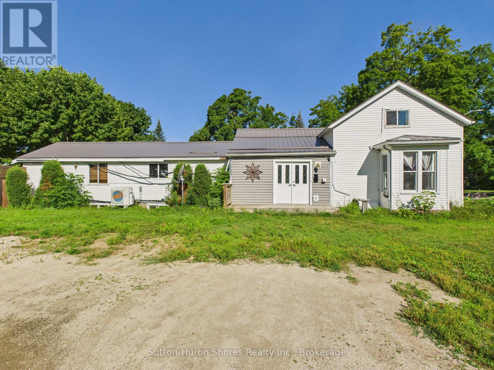 440 Mill Street, Saugeen Shores, Ontario  N0H 2C0 - Photo 2 - X12303870