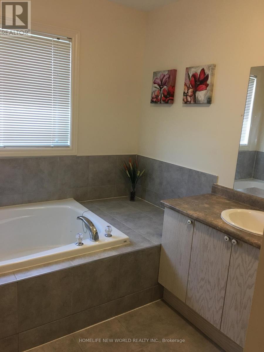 21 Aikenhead Avenue, Richmond Hill, Ontario  L4S 0A8 - Photo 20 - N12303881