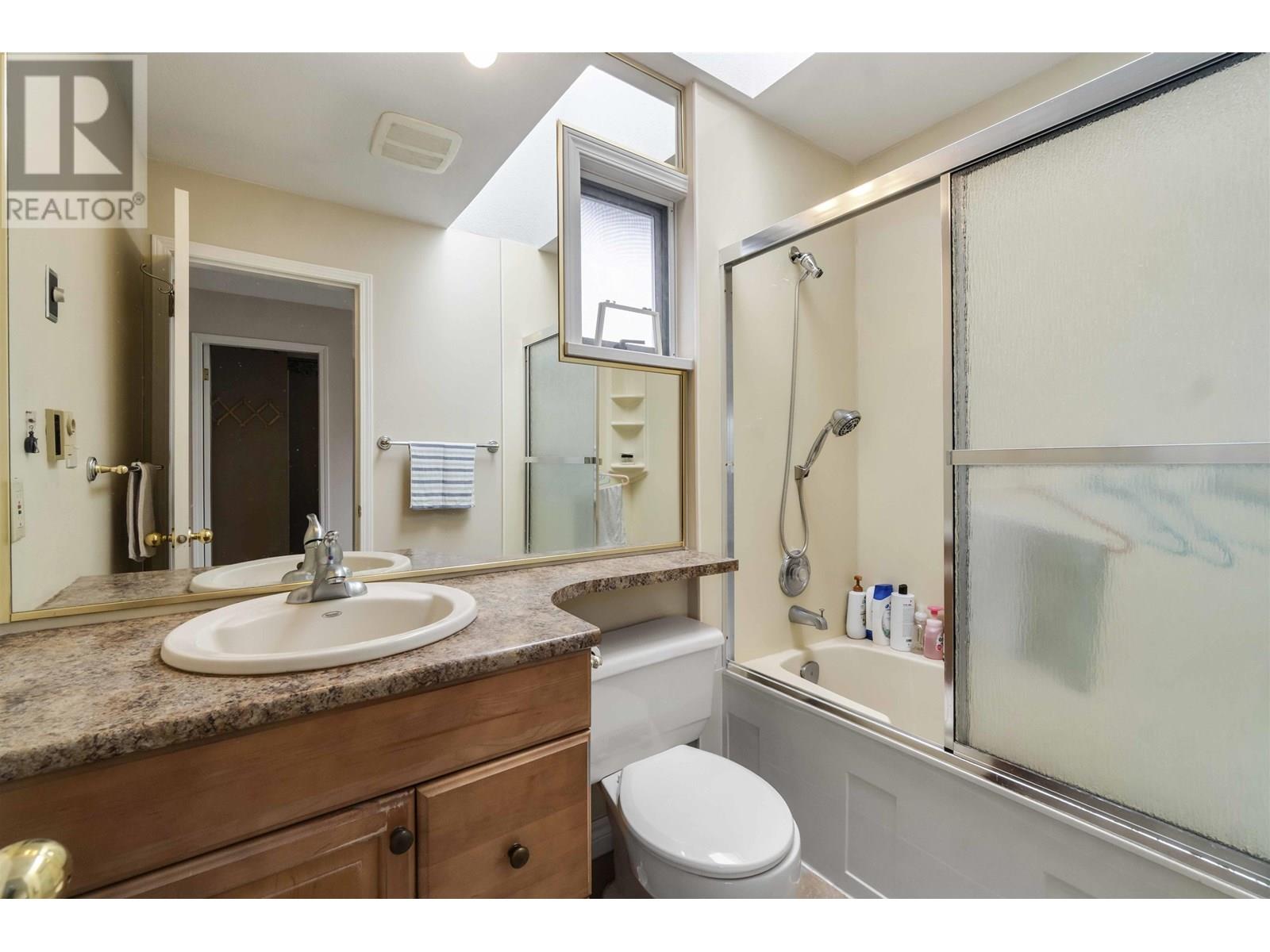8 7150 Barnet Road, Burnaby, British Columbia  V5A 4S6 - Photo 23 - R3030207