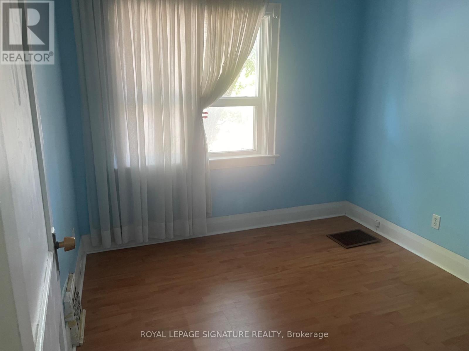 61 Belvidere Avenue, Toronto (Oakwood Village), Ontario  M6C 1P8 - Photo 19 - C12293757