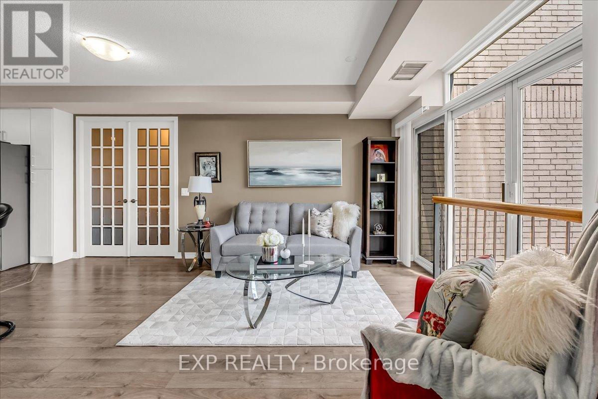 607 - 200 Burnhamthrope Road E, Mississauga, Ontario  L5A 4L4 - Photo 10 - W12303928