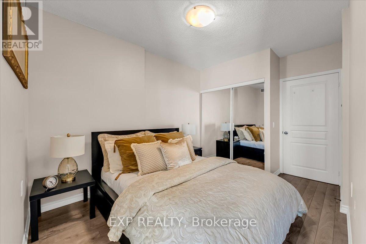 607 - 200 Burnhamthrope Road E, Mississauga, Ontario  L5A 4L4 - Photo 15 - W12303928