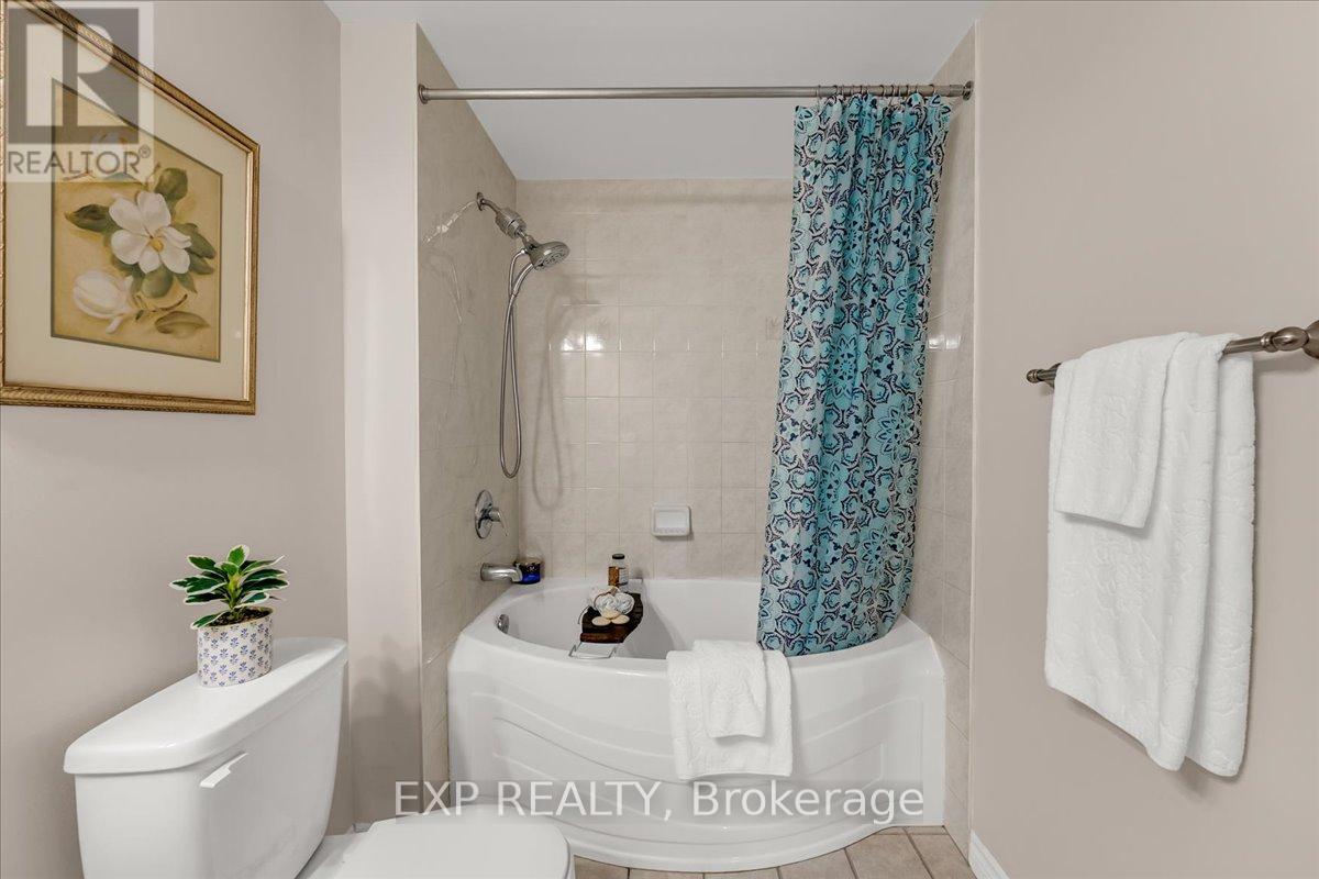 607 - 200 Burnhamthrope Road E, Mississauga, Ontario  L5A 4L4 - Photo 18 - W12303928