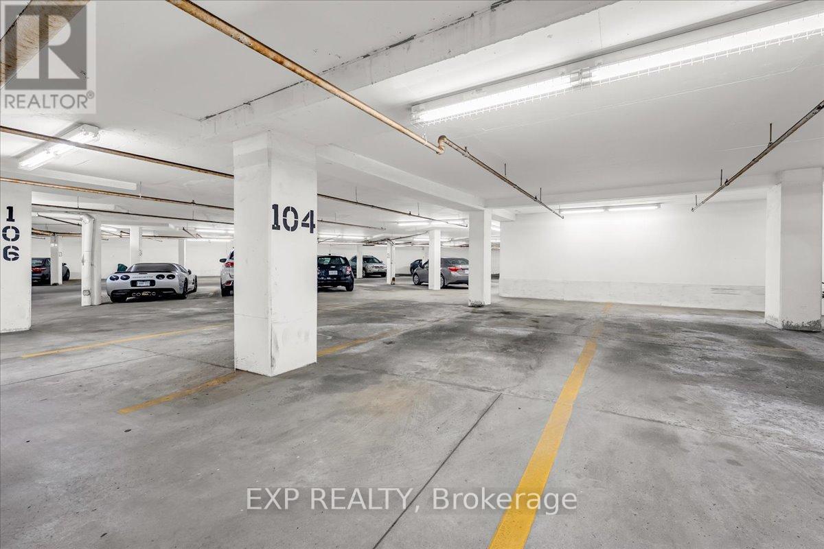 607 - 200 Burnhamthrope Road E, Mississauga, Ontario  L5A 4L4 - Photo 31 - W12303928