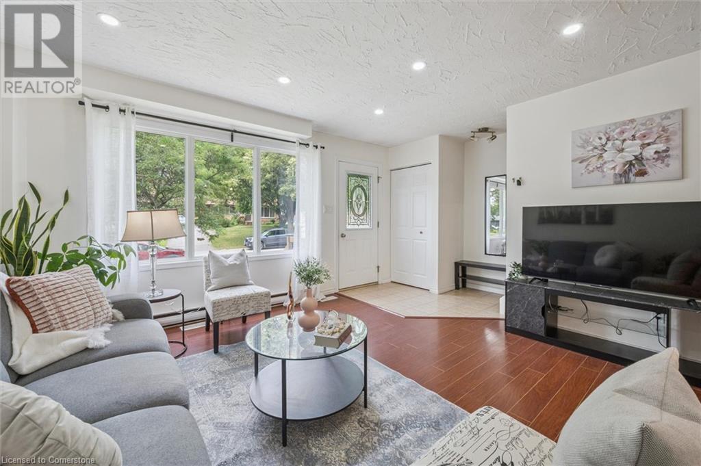 Property at 187A CEDARVALE Crescent image 4