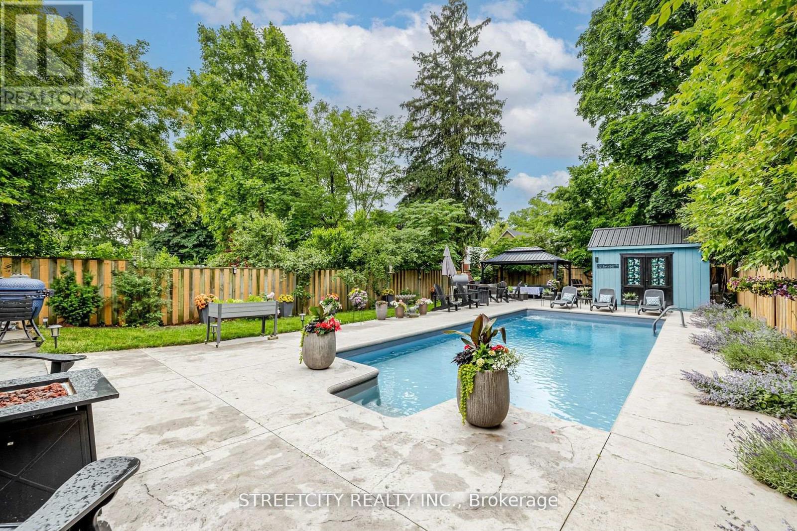 Property at 931 WATERLOO STREET image 1