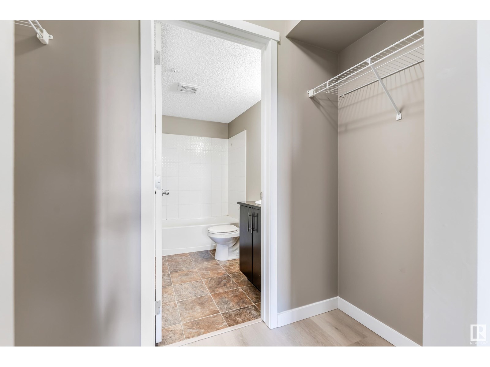 #103 1510 Watt Dr Sw, Edmonton, Alberta  T6X 2E6 - Photo 11 - E4449293