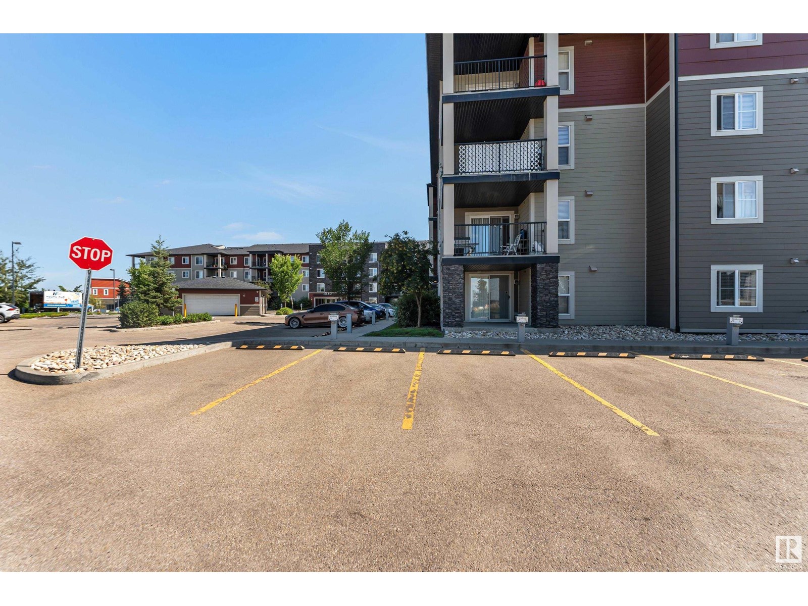 #103 1510 Watt Dr Sw, Edmonton, Alberta  T6X 2E6 - Photo 2 - E4449293