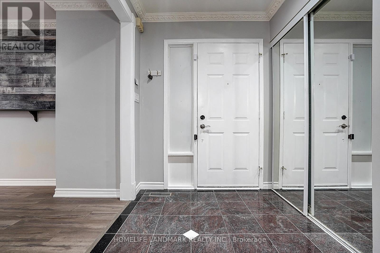 Property at 15 SAINTSBURY SQUARE image 2