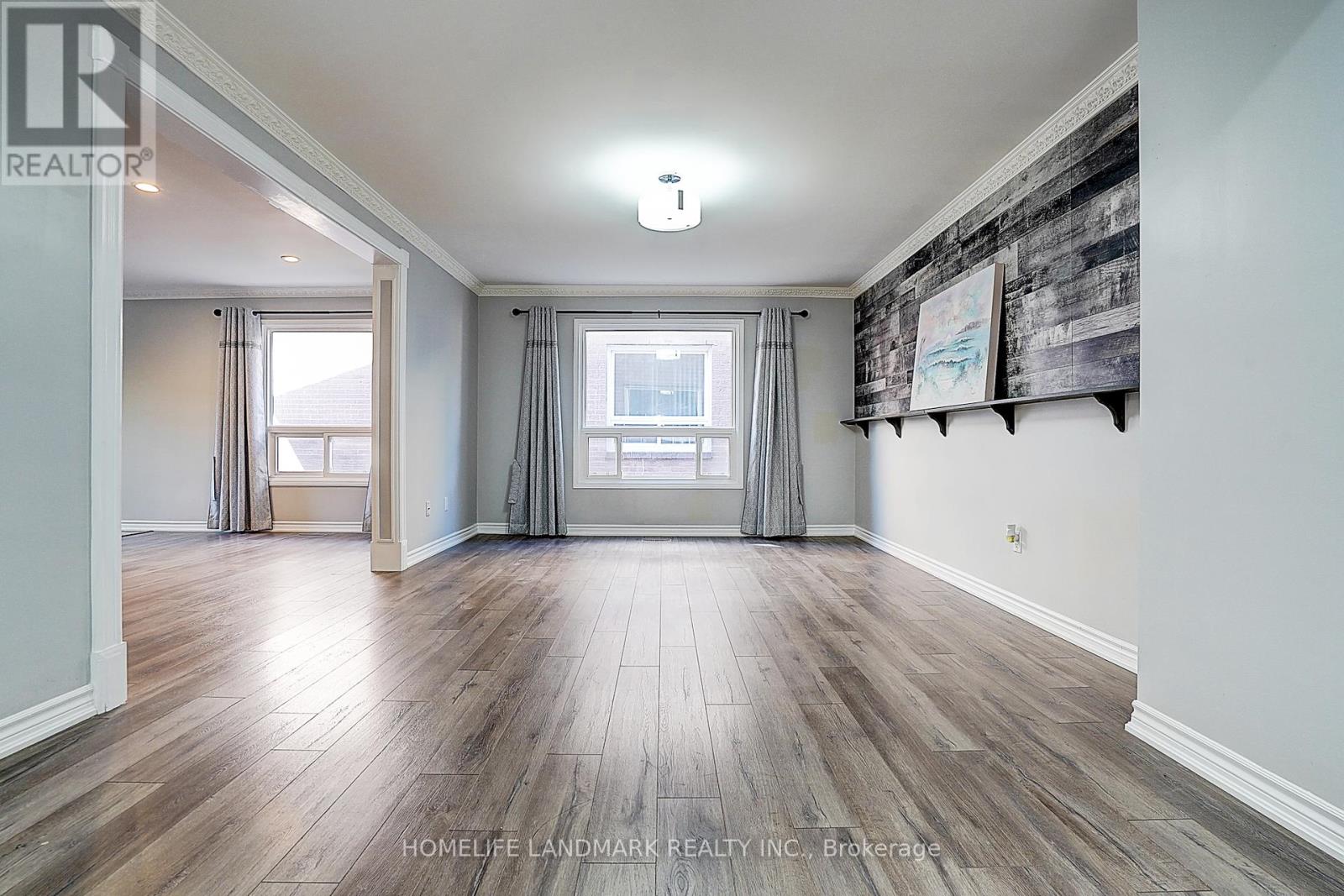 Property at 15 SAINTSBURY SQUARE image 5