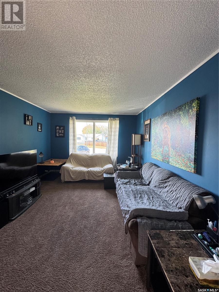 713 Birch Crescent, Hudson Bay, Saskatchewan  S0E 0Y0 - Photo 6 - SK006716
