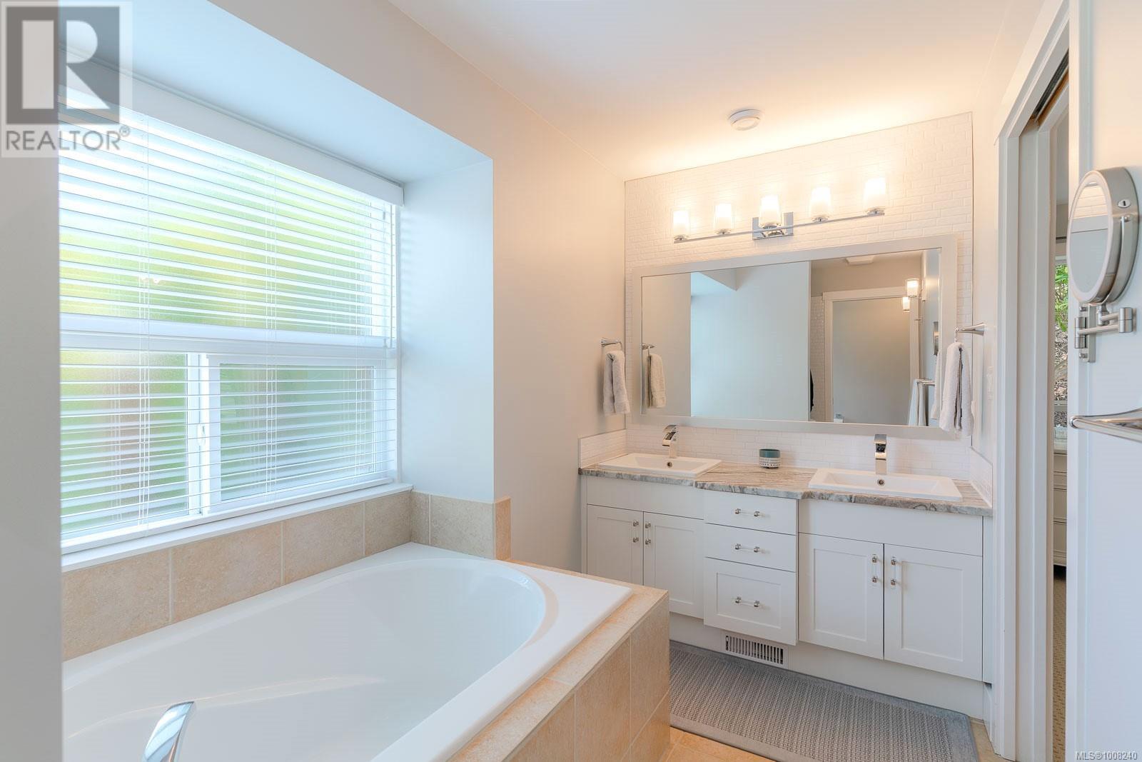 2516 Andover Rd, Nanoose Bay, British Columbia  V9P 9K5 - Photo 43 - 1008240