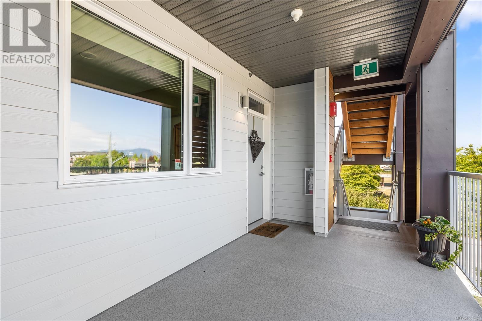 301 2319 Brethour Ave, Sidney, British Columbia V8L 2A4 - Photo 21 - 1008293