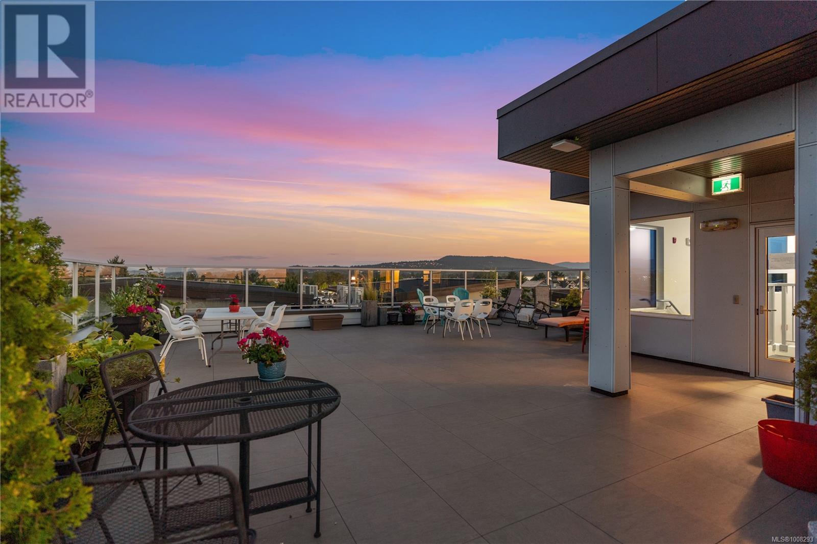 301 2319 Brethour Ave, Sidney, British Columbia V8L 2A4 - Photo 22 - 1008293