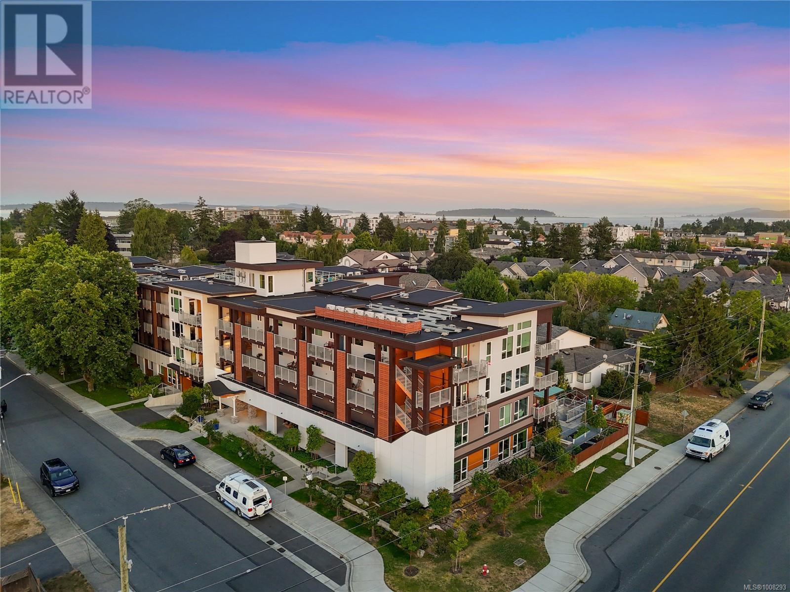 301 2319 Brethour Ave, Sidney, British Columbia