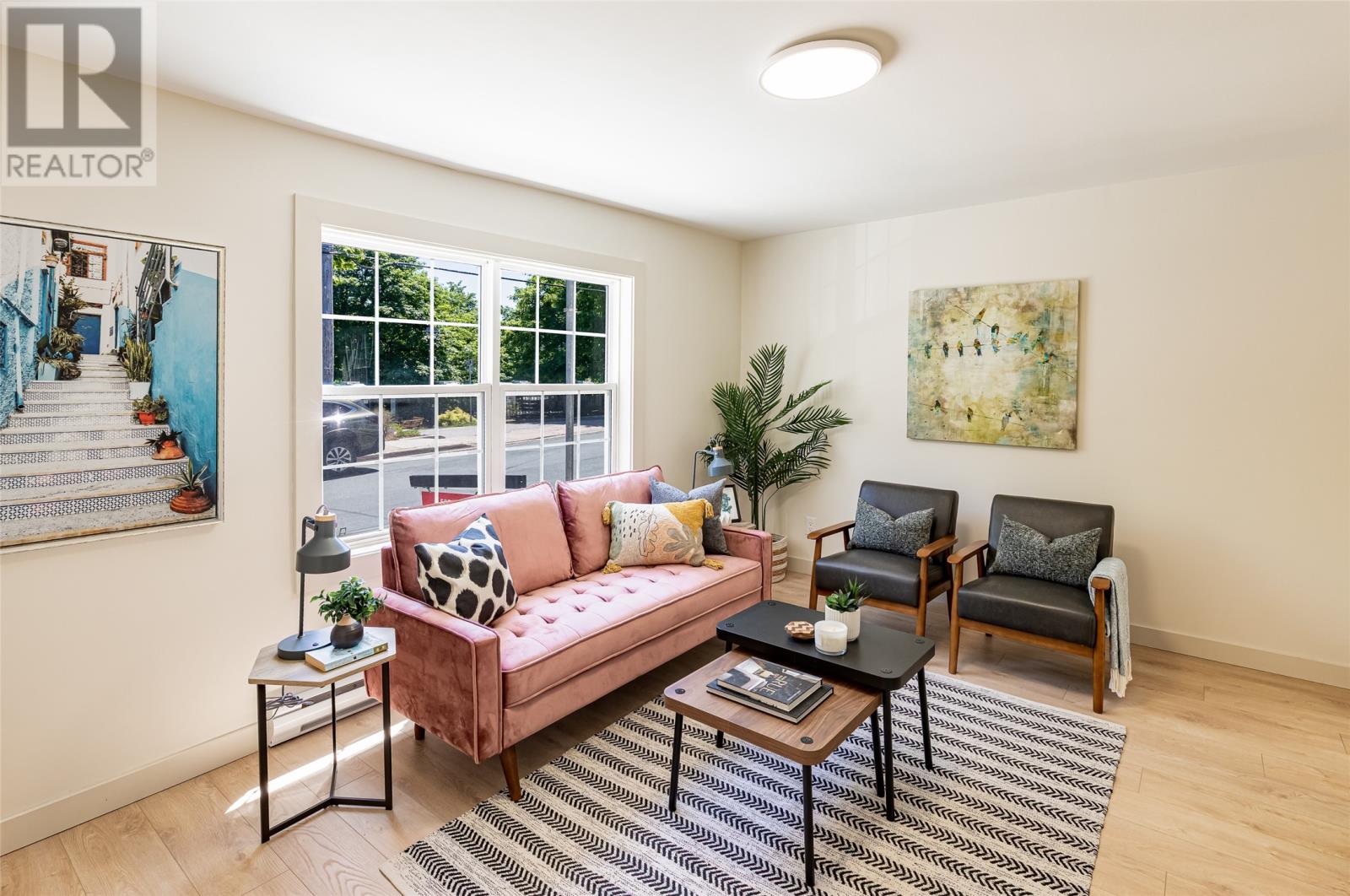 Property at 162 Hamilton Avenue image 4