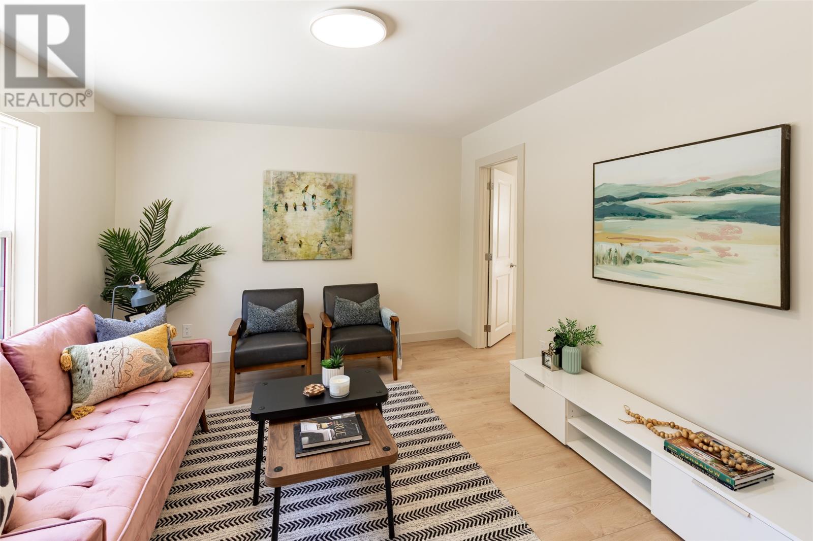 Property at 162 Hamilton Avenue image 5