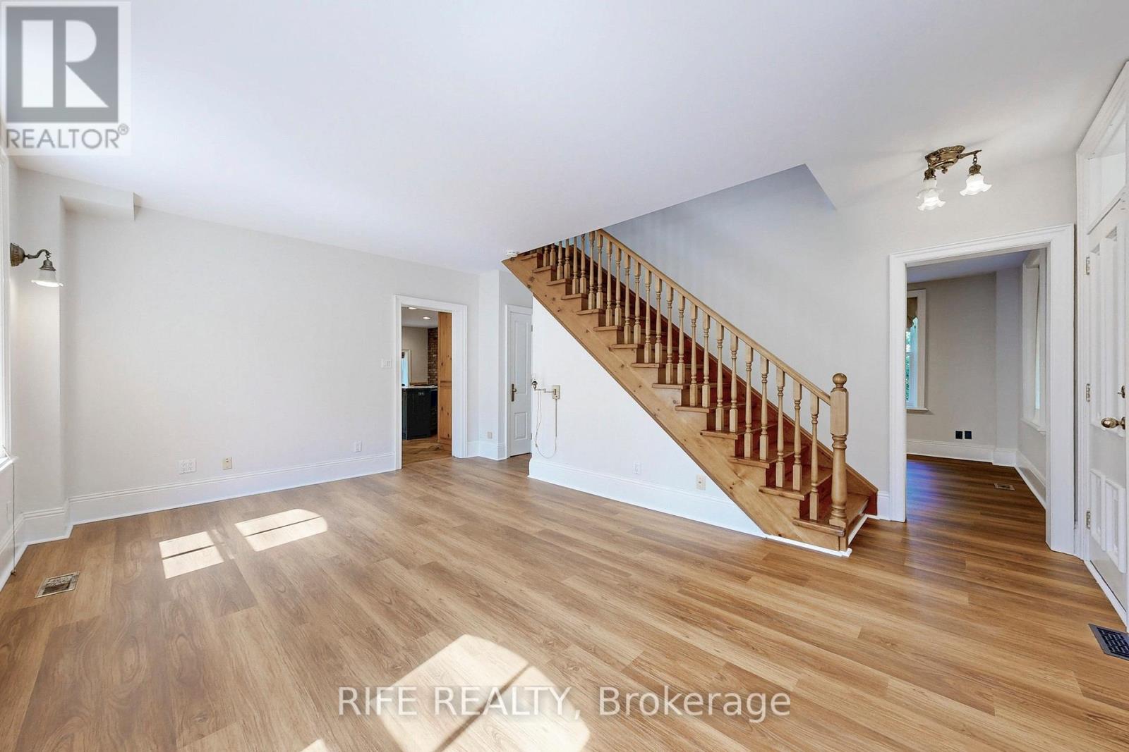 Property at 18 DAVID GOHN CIRCLE image 5