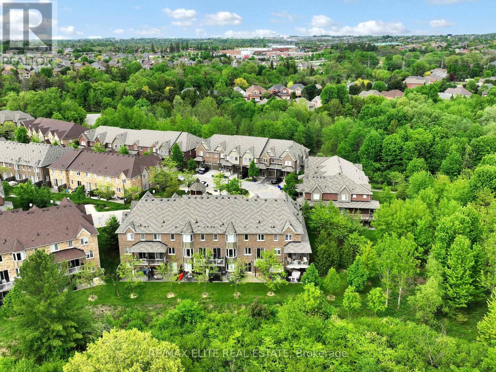 700 Wendy Culbert Crescent, Newmarket, Ontario  L3X 0A4 - Photo 35 - N12304006