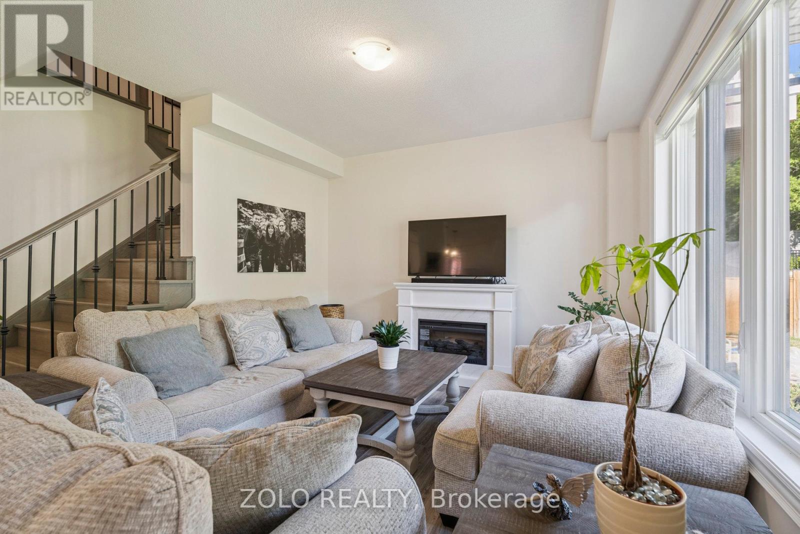 143 Kingsmere Crescent, New Tecumseth, Ontario  L9R 1K8 - Photo 7 - N12304050