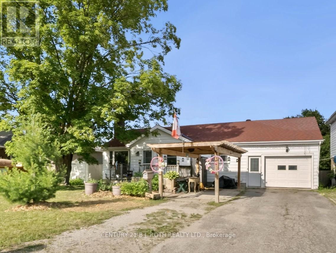 392 Bayview Parkway, Orillia, Ontario  L3V 3Y2 - Photo 3 - S12303805