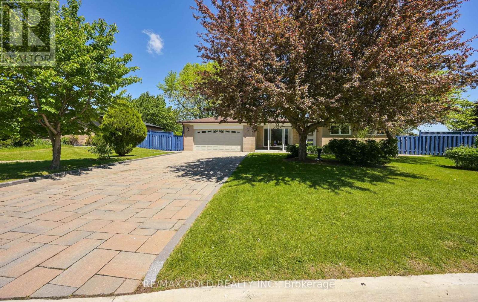 Property at 15 FLAVIAN CRESCENT image 1