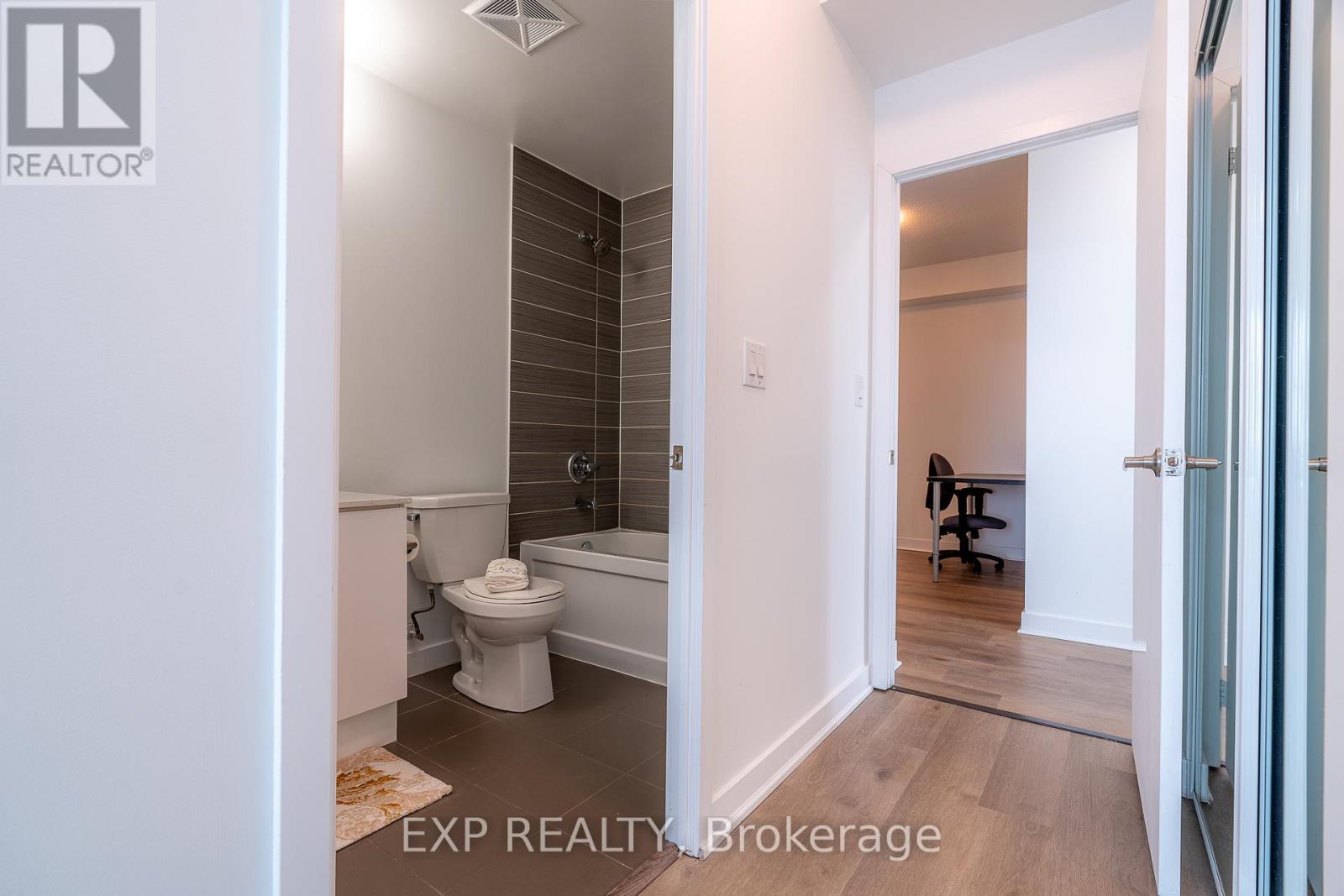 2008 - 3985 Grand Park Drive, Mississauga, Ontario  L5B 0H8 - Photo 18 - W12304016