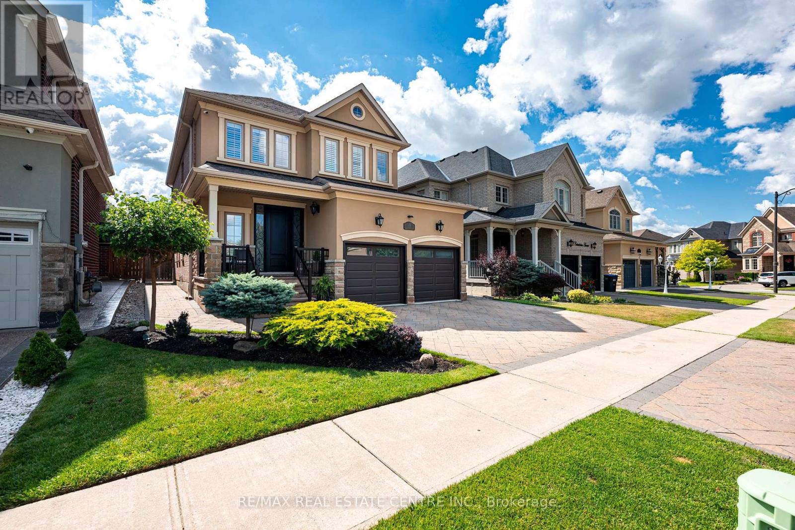 Property at 74 CEDARHOLME AVENUE image 2