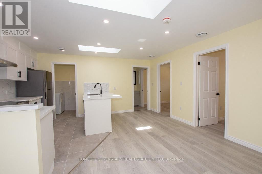 7663 Woodbine Street E, Niagara Falls (Ascot), Ontario  L2H 1C2 - Photo 23 - X12304046