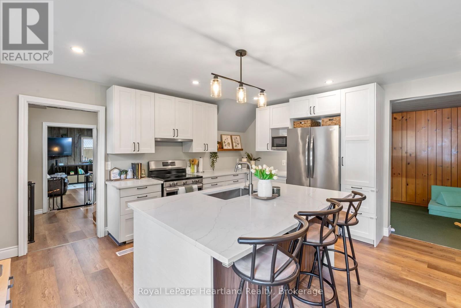 75 Margaret Street, Minto, Ontario  N0G 1Z0 - Photo 13 - X12304084