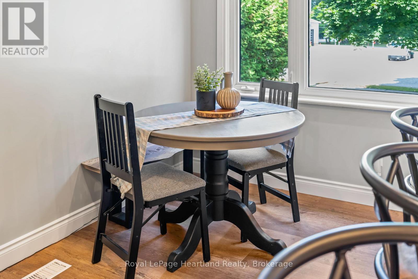 75 Margaret Street, Minto, Ontario  N0G 1Z0 - Photo 15 - X12304084