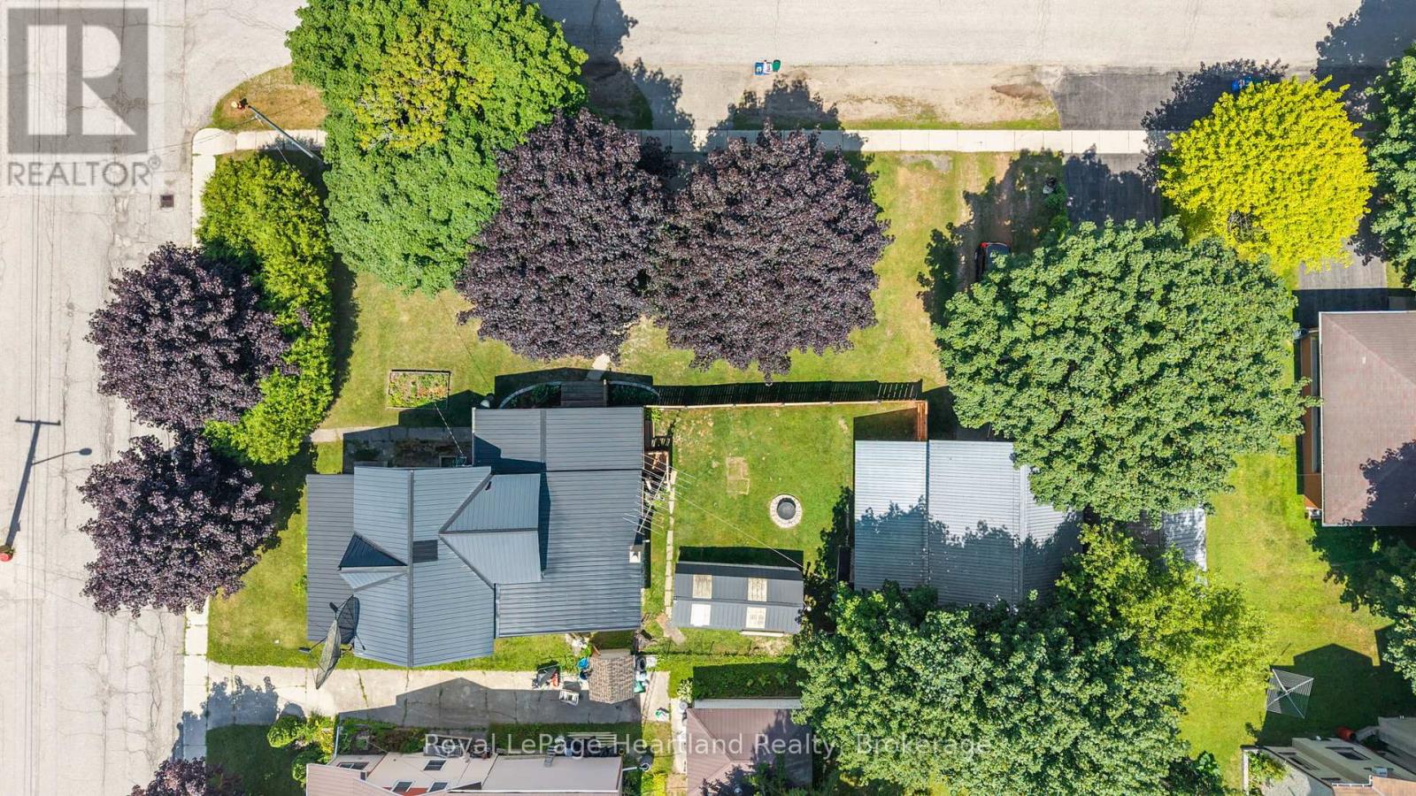 75 Margaret Street, Minto, Ontario  N0G 1Z0 - Photo 2 - X12304084