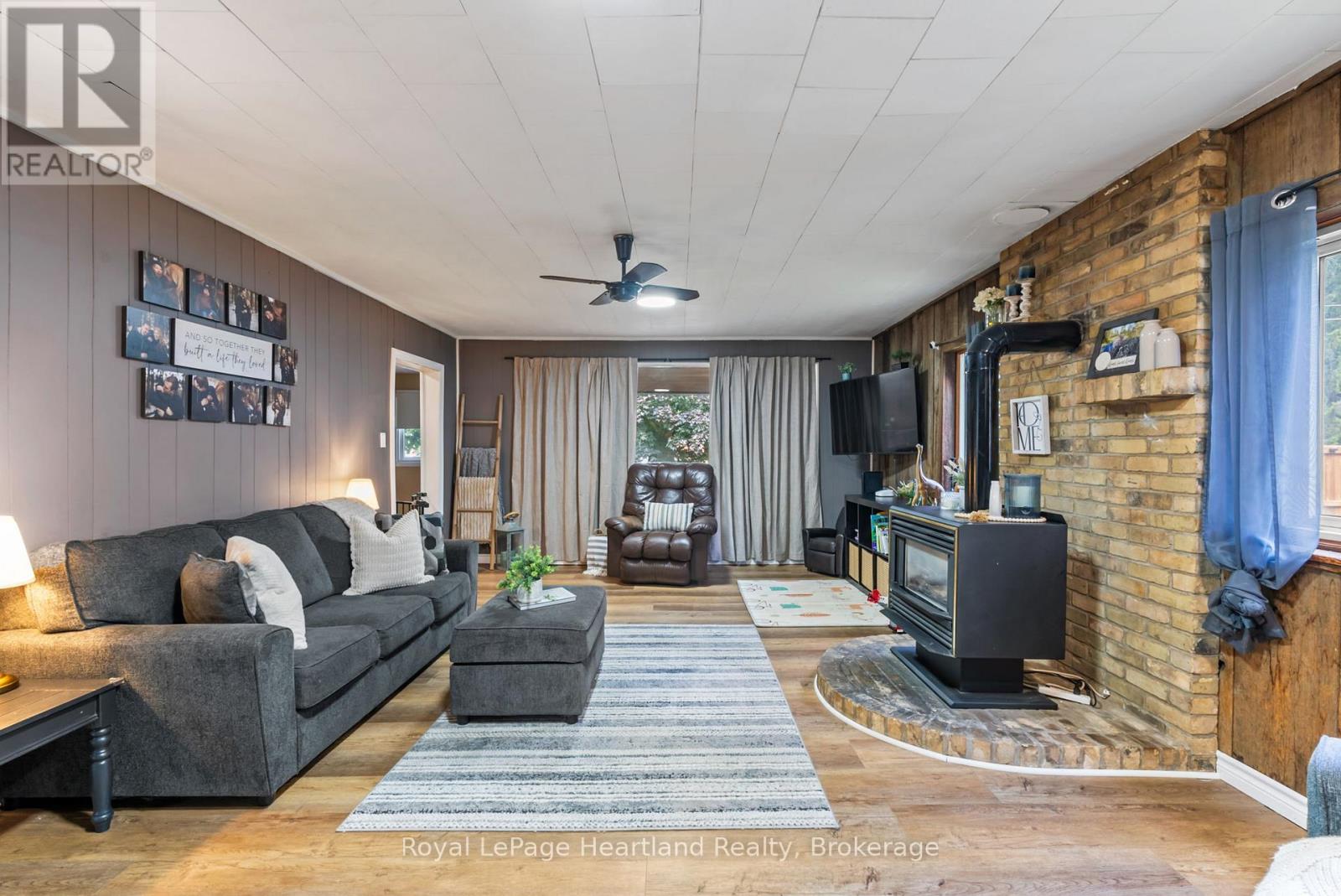 75 Margaret Street, Minto, Ontario  N0G 1Z0 - Photo 20 - X12304084
