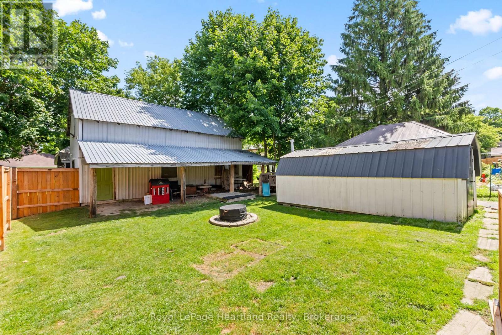 75 Margaret Street, Minto, Ontario  N0G 1Z0 - Photo 28 - X12304084