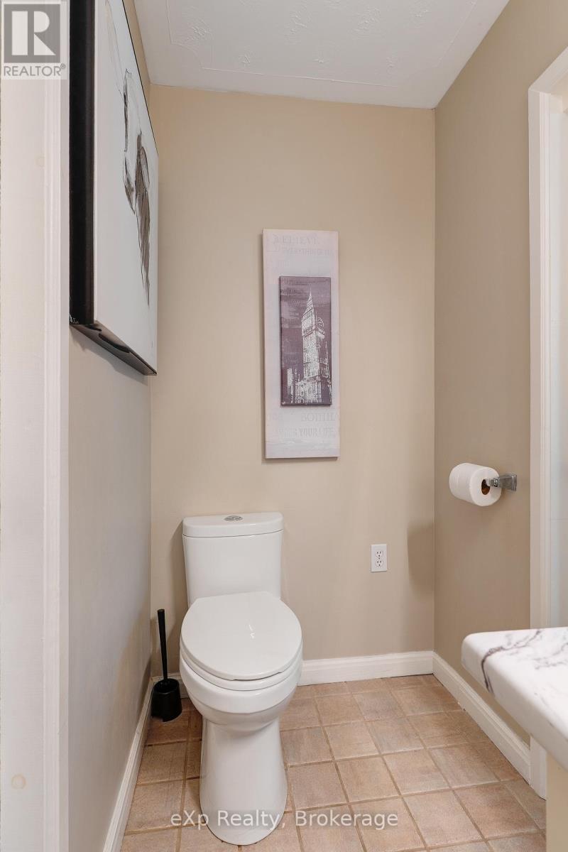 688a Prevost Road, French River, Ontario  P0M 2N0 - Photo 17 - X12304099