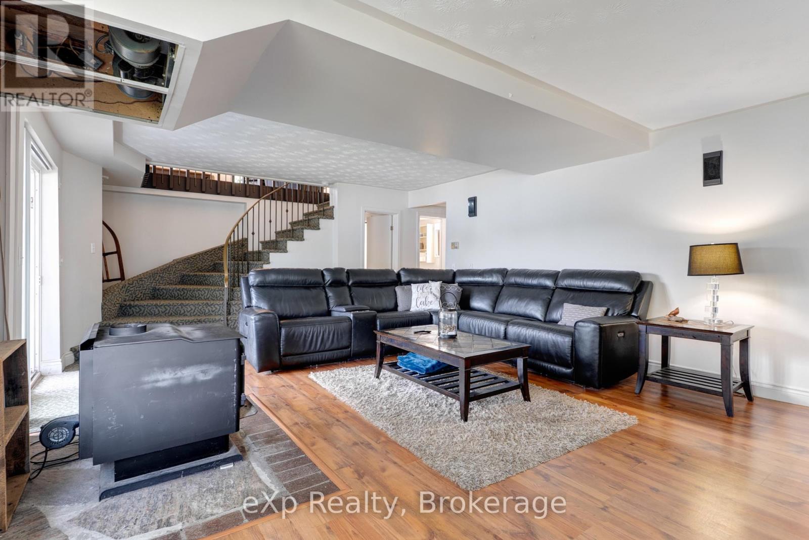 688a Prevost Road, French River, Ontario  P0M 2N0 - Photo 19 - X12304099