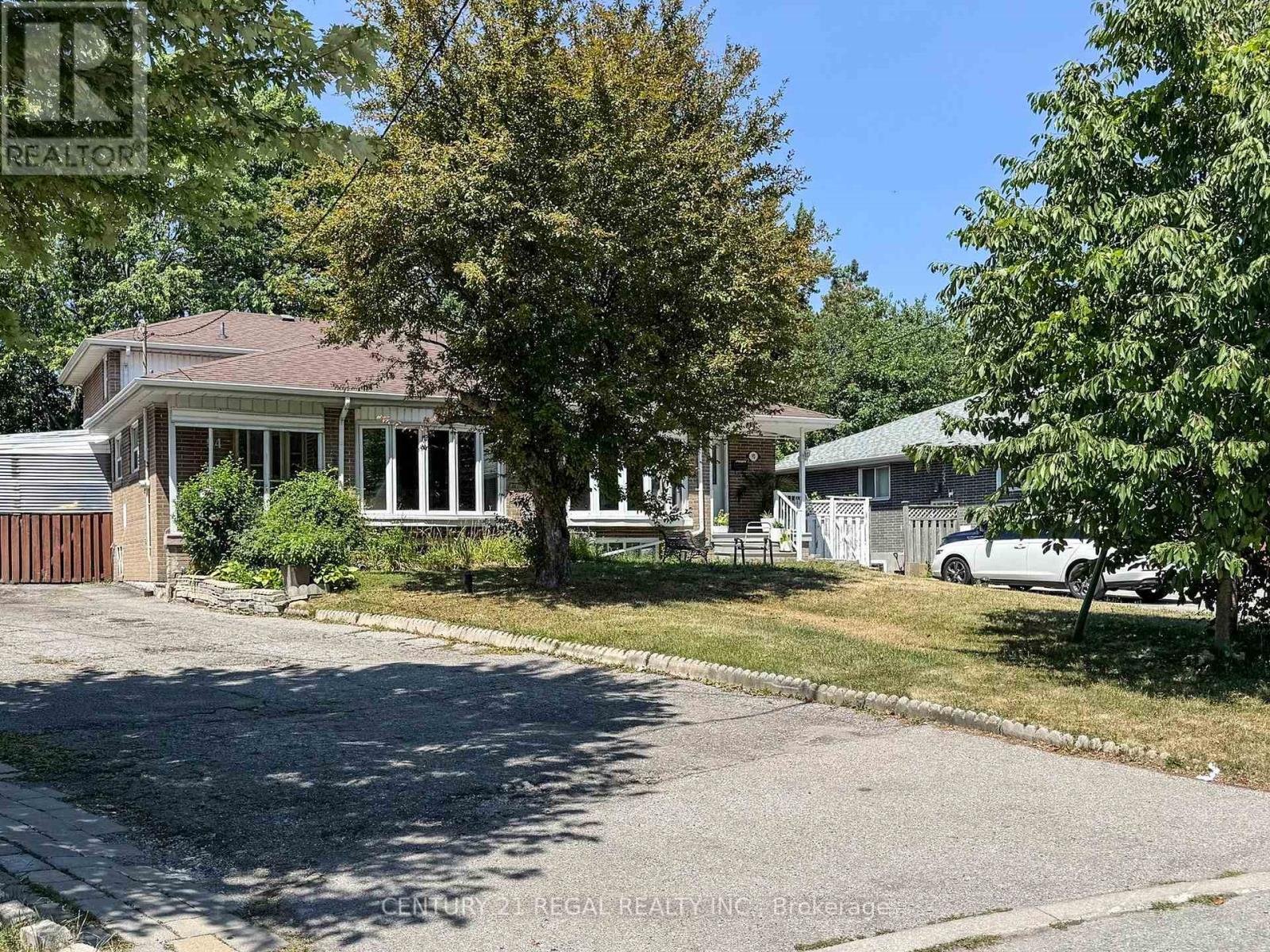 Property at 94 BILLINGTON CRESCENT image 1