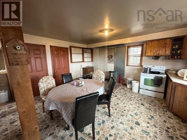 10863 Highway 215, South Maitland, Nova Scotia  B0N 2H0 - Photo 2 - 202507430