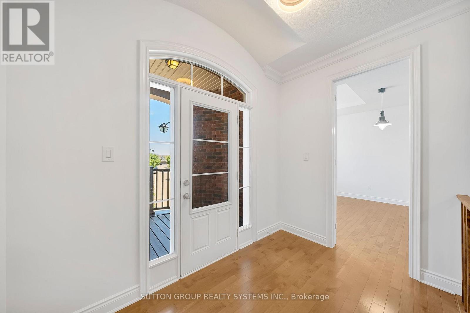 931 Syndenham Lane, Milton, Ontario  L9T 8J4 - Photo 23 - W12304100