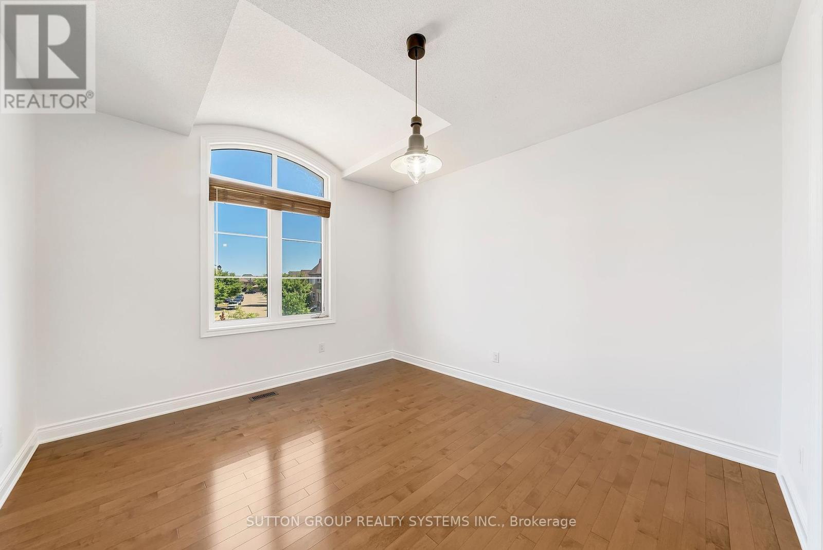 931 Syndenham Lane, Milton, Ontario  L9T 8J4 - Photo 25 - W12304100