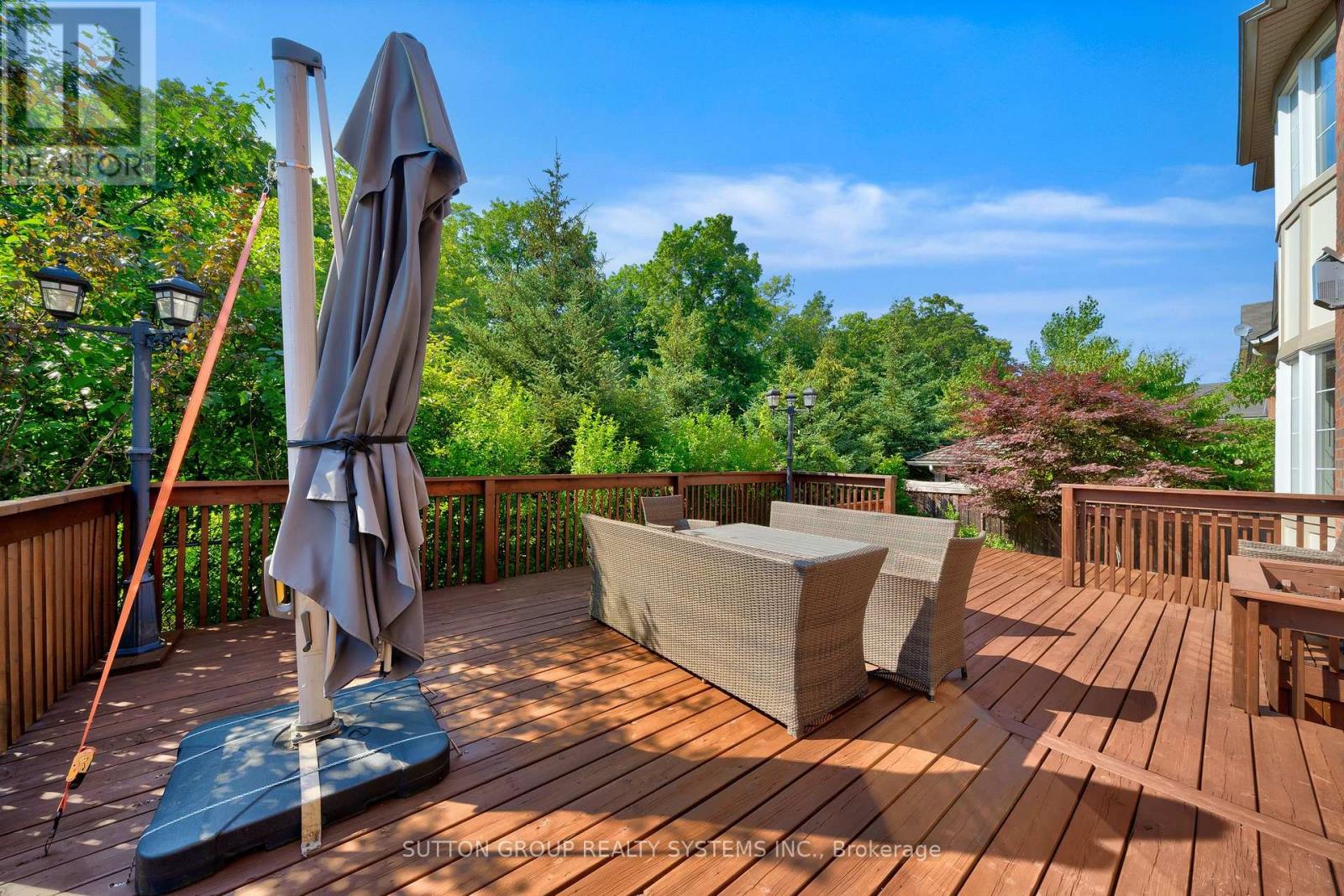 931 Syndenham Lane, Milton, Ontario  L9T 8J4 - Photo 43 - W12304100