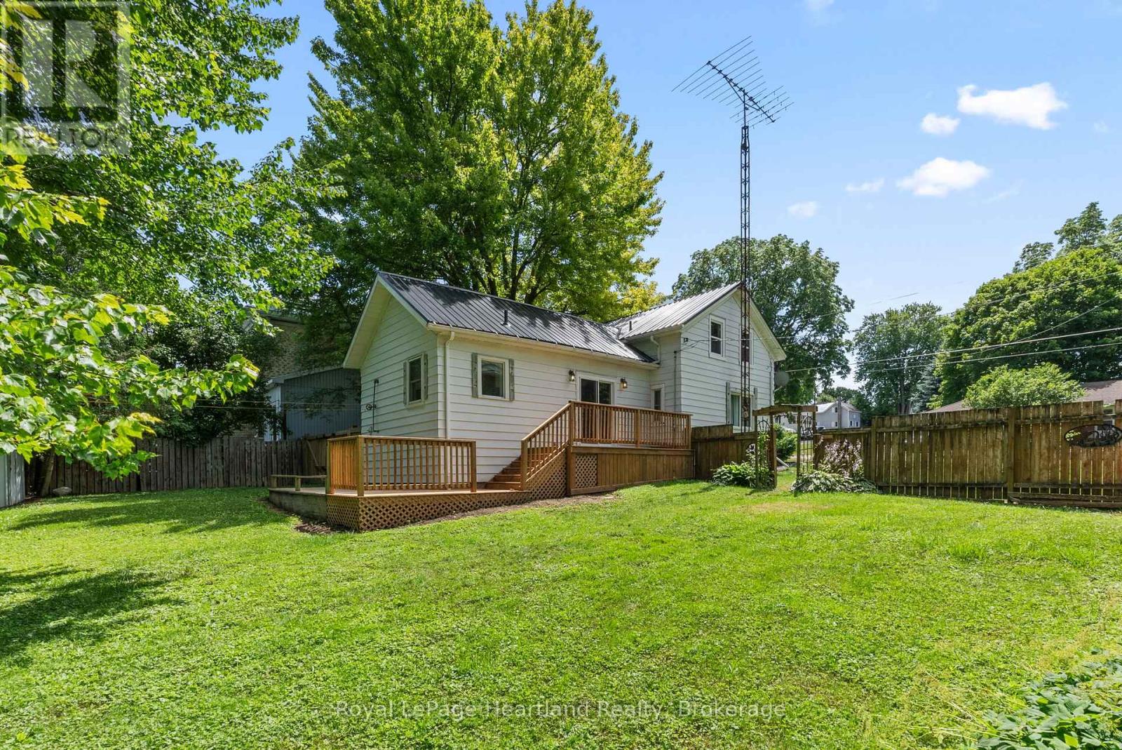 12 Brandon Street, Morris Turnberry, Ontario  N0G 1E0 - Photo 28 - X12304141