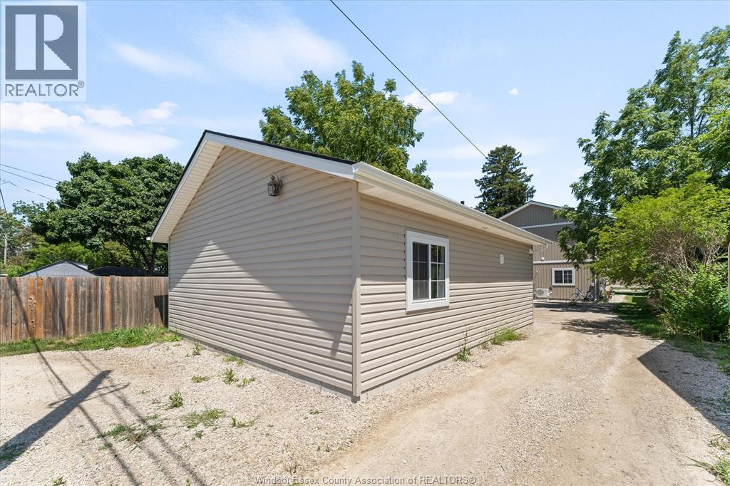 1329 St. Anne Street, Tecumseh, Ontario  N8N 1T8 - Photo 3 - 25018629