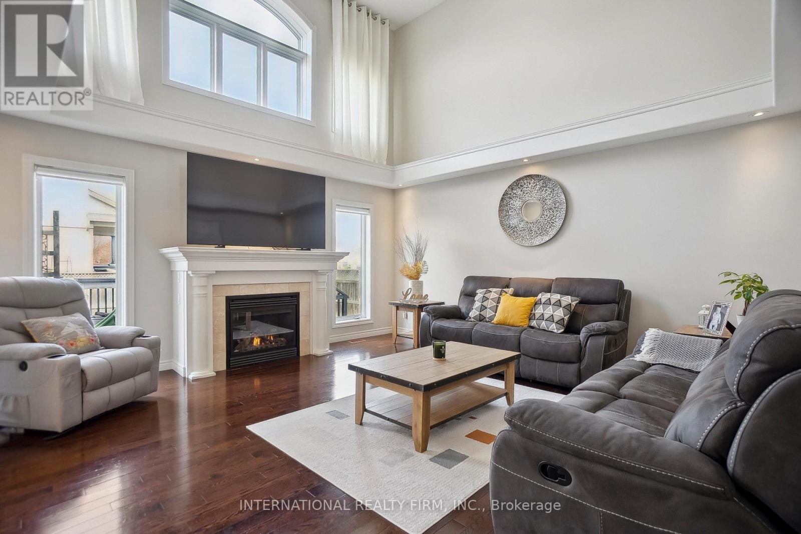 Property at 108 GREAT OAK TRAIL image 3