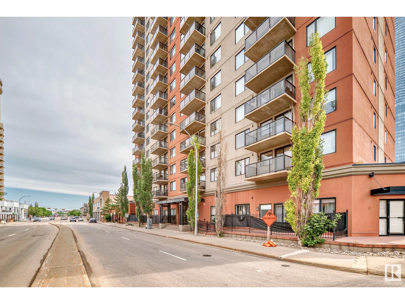 #304 10303 105 ST NW, Edmonton, Alberta