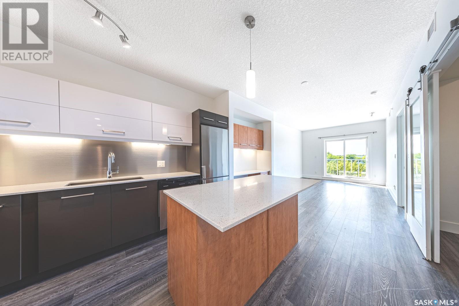 Property at 404 404 C AVENUE S image 3