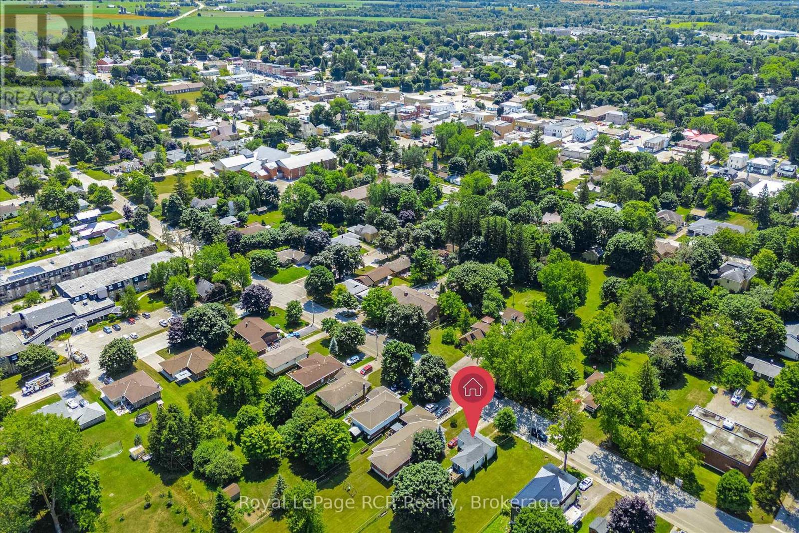 240 Egremont Street N, Wellington North, Ontario  N0G 2L2 - Photo 21 - X12300865