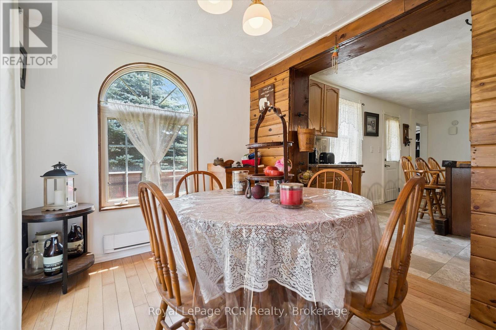 240 Egremont Street N, Wellington North, Ontario  N0G 2L2 - Photo 3 - X12300865