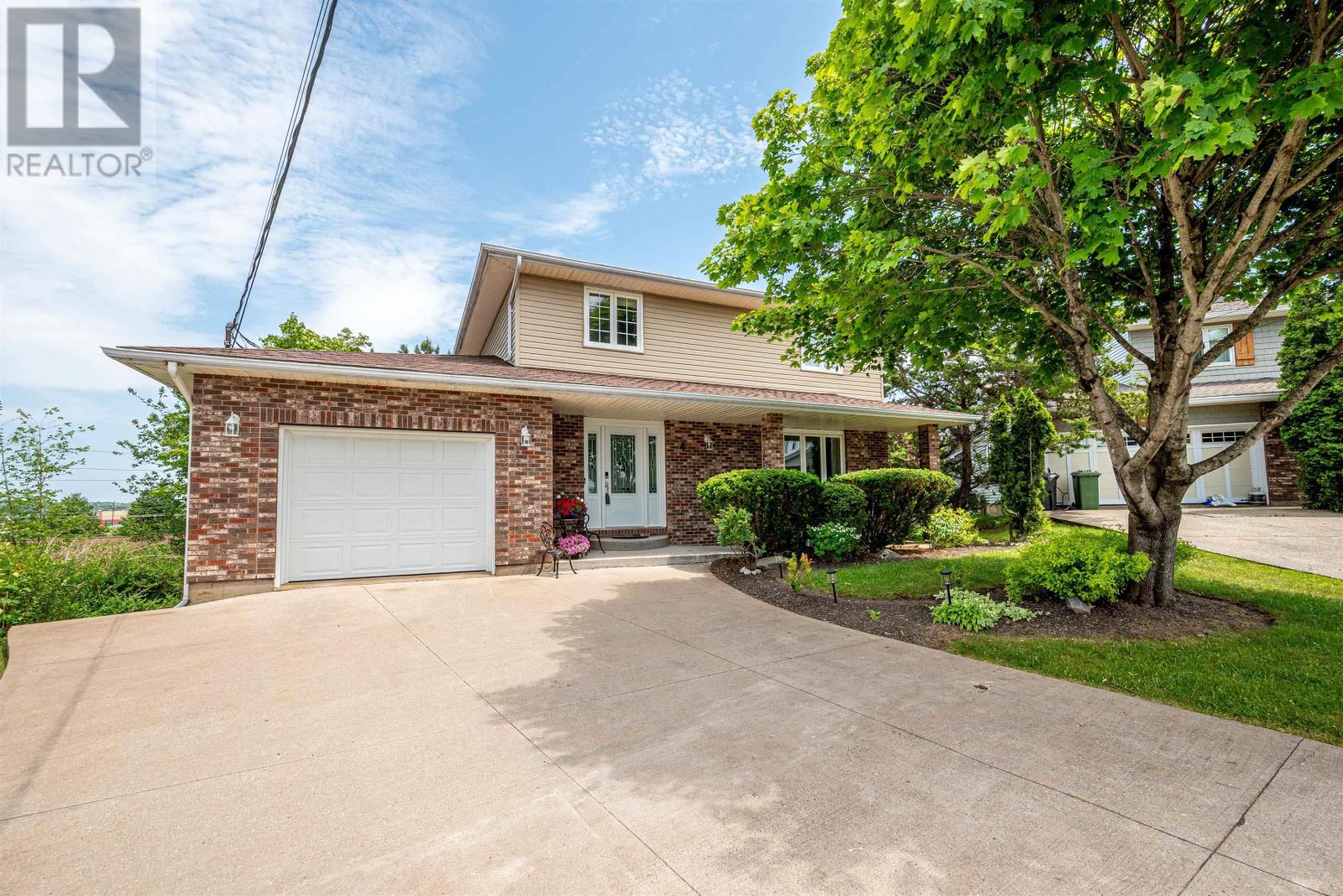 Property at 4 Marcs Way image 1