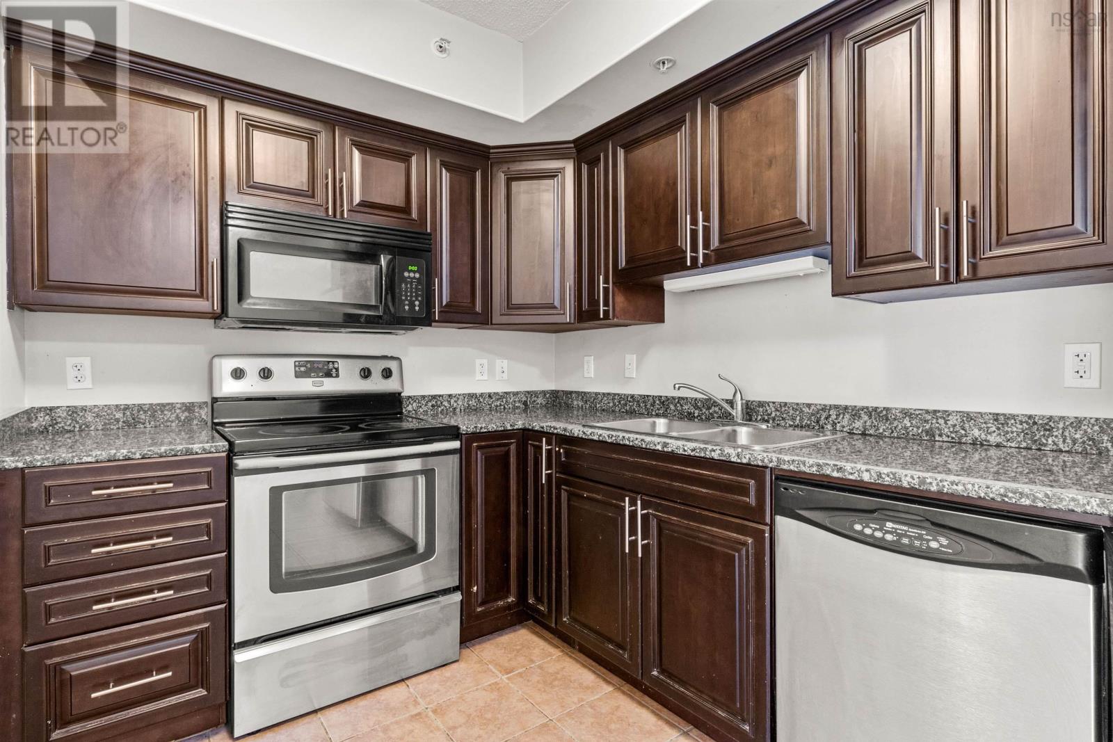 204 5505 Falkland Street, Halifax, Nova Scotia  B3K 0C3 - Photo 4 - 202517920